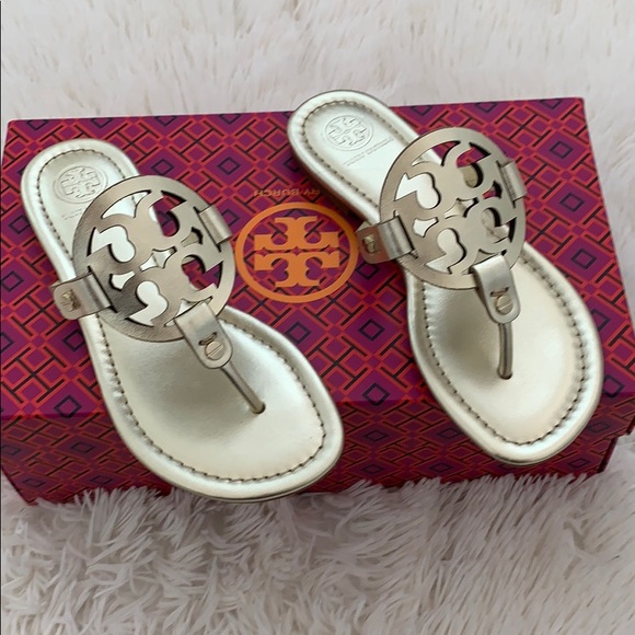 Authentic Tory Burch Miller sandals spark gold - Picture 1 of 8